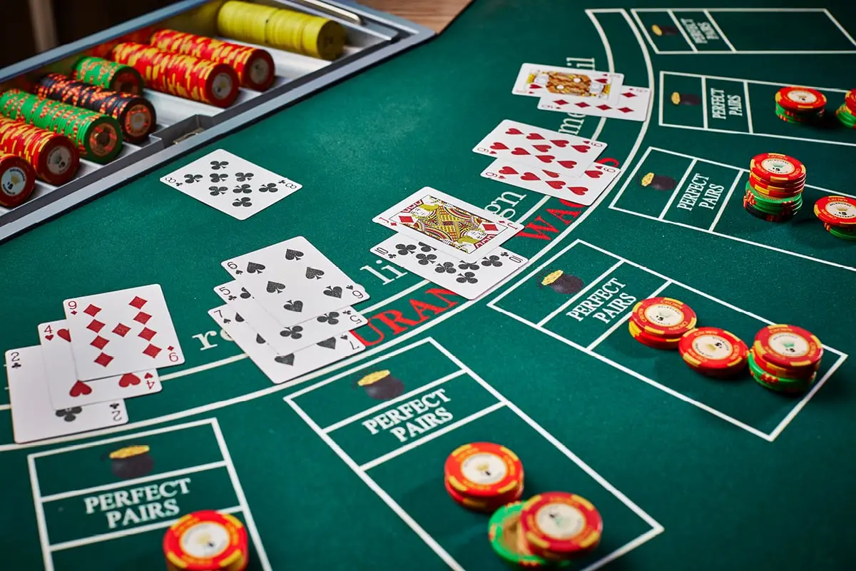 Cách chơi Blackjack tại Go88 và quản lý vốn hiệu quả