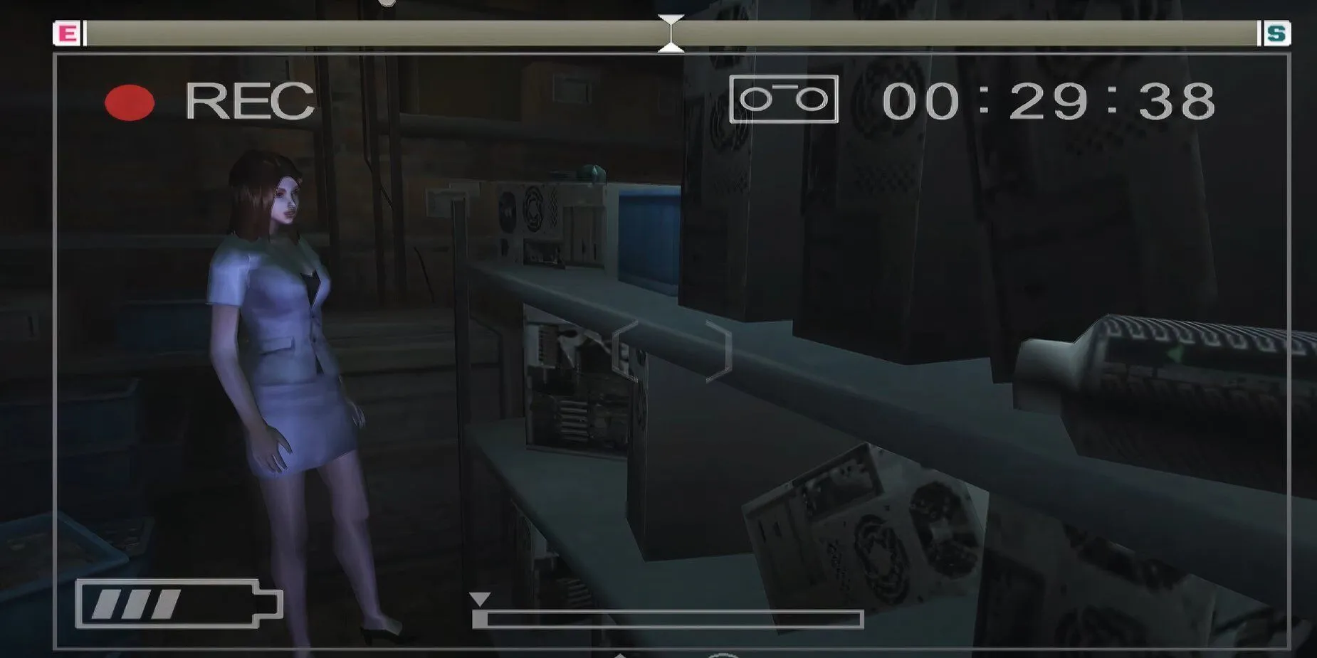 Cảnh gameplay từ Michigan Report From Hell nhìn qua ống kính máy quay