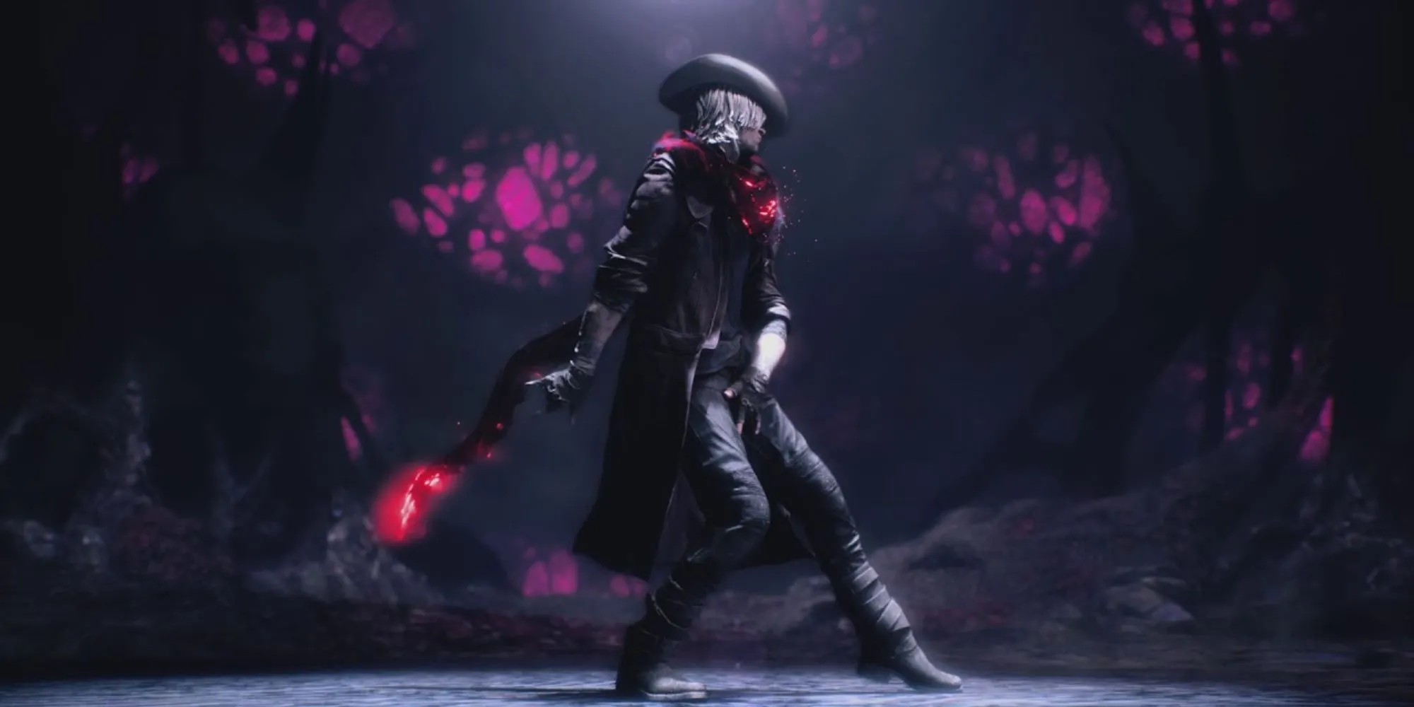 Dante sử dụng vũ khí Dr. Faust trong Devil May Cry 5, một chiếc mũ cao bồi với sức mạnh đặc biệt