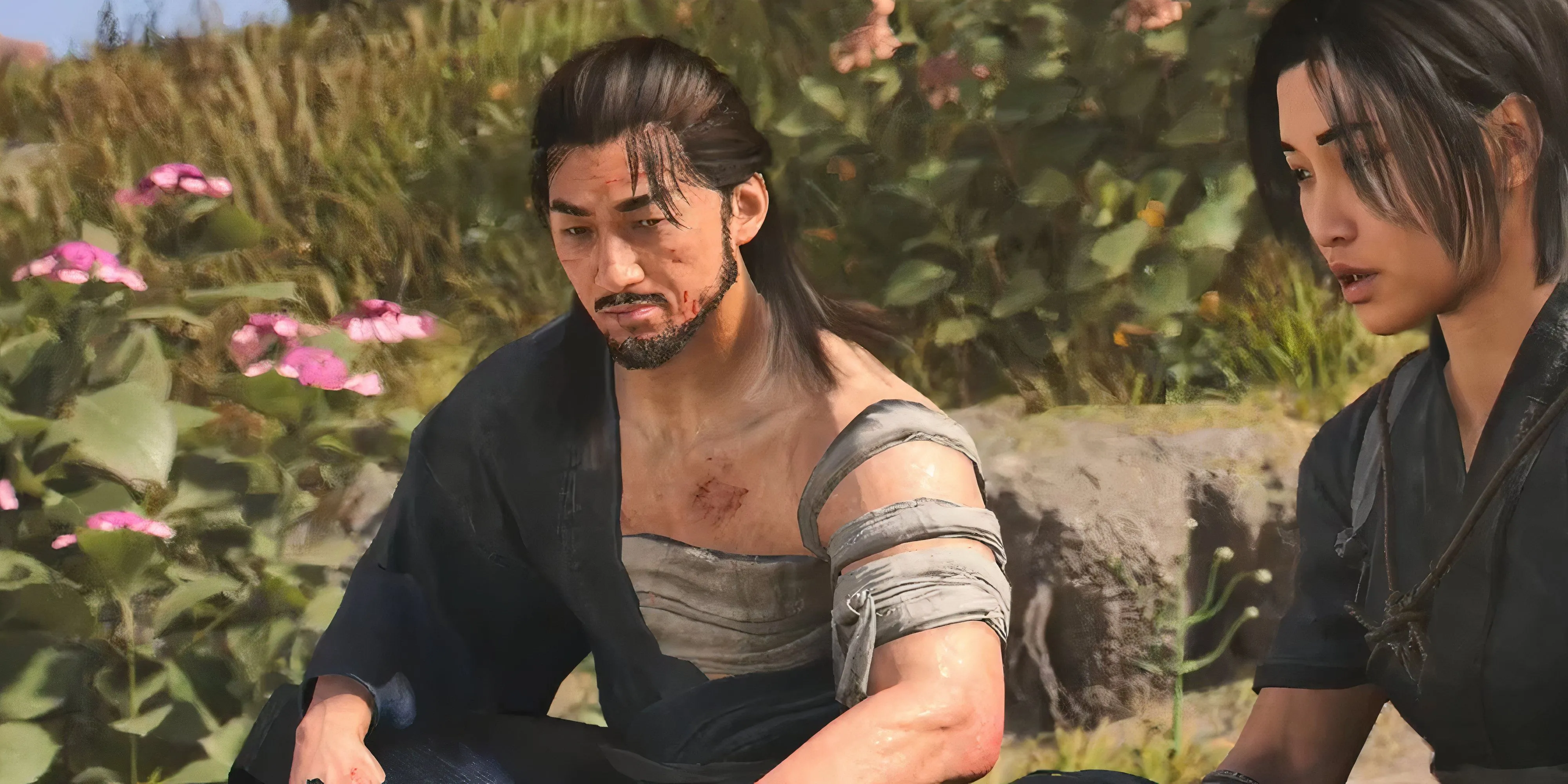 Koshiro, một nhân vật nam mà Naoe có thể phát triển tình cảm trong Assassin's Creed Shadows, đang trong tình trạng bị thương.