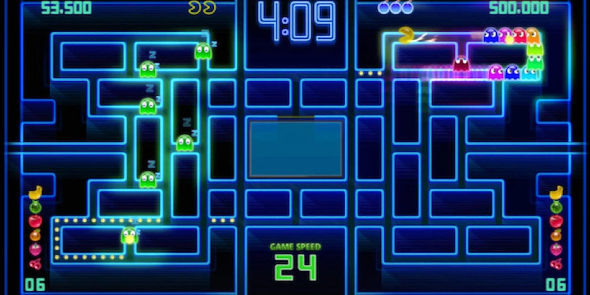 Màn chơi cổ điển trong PAC-MAN Championship Edition DX+ với Pac-Man và những bóng ma.