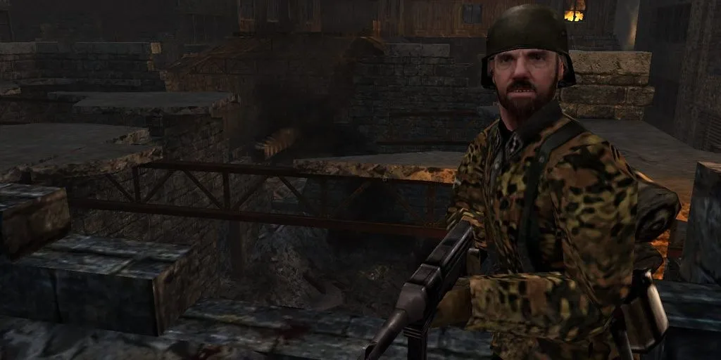 Một người lính trong bộ quân phục đối mặt với hiểm nguy trong Return to Castle Wolfenstein