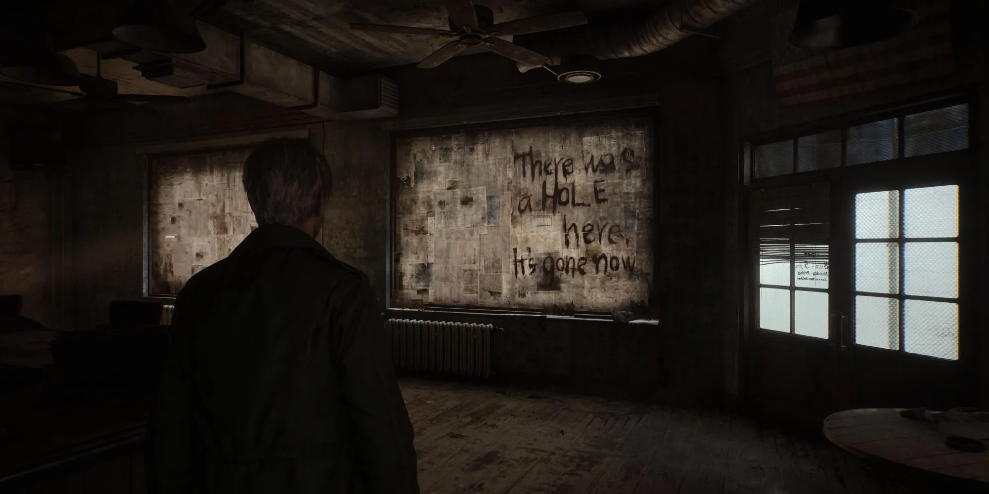 Một thông điệp bí ẩn trên tường trong Silent Hill 2 Remake, báo hiệu những ám ảnh tâm lý
