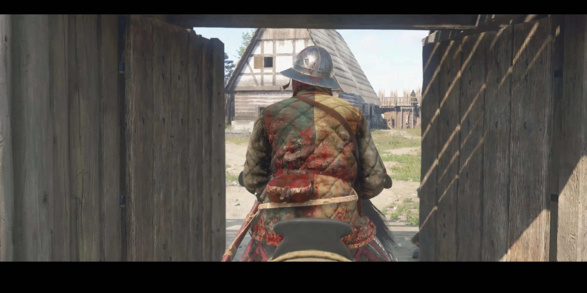 Nhân vật Henry đang cân nhắc việc chấp nhận hoặc từ chối lời thách đấu của Erik trong Kingdom Come Deliverance 2