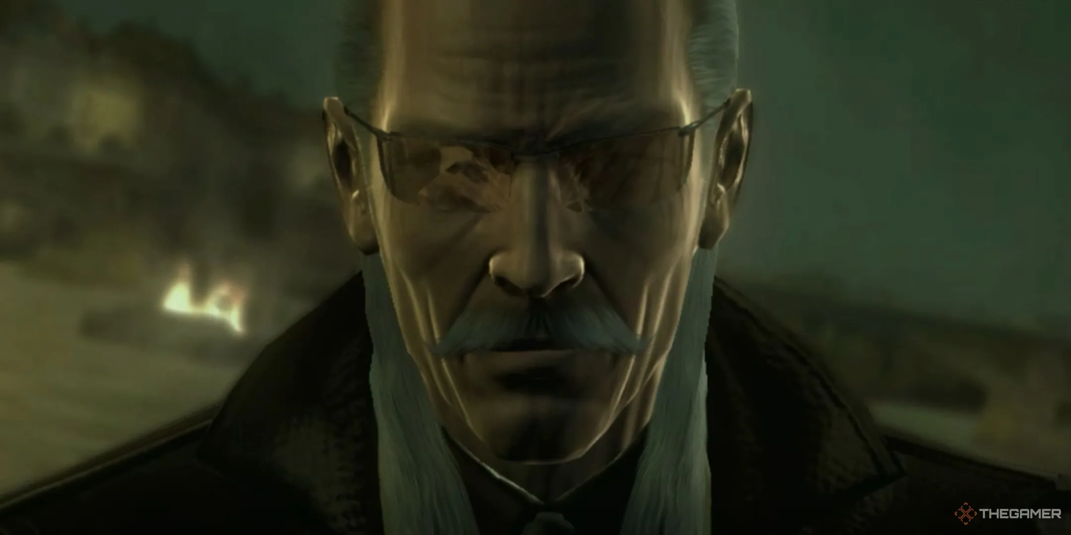 Liquid Ocelot với ánh lửa phản chiếu trên kính trong Metal Gear Solid 4, đại diện cho những pha &quot;bẻ lái&quot; cốt truyện phức tạp