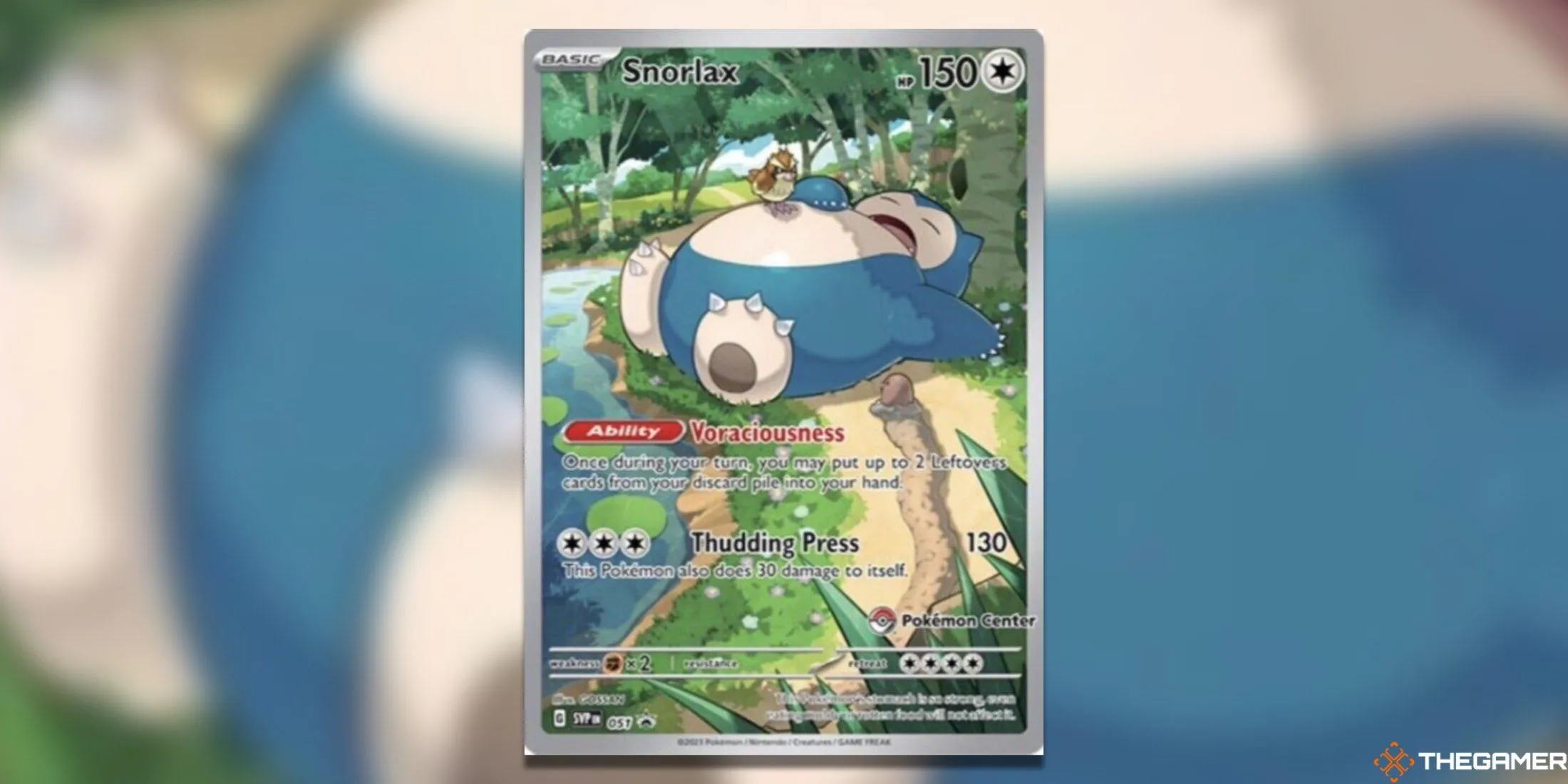 Thẻ bài Snorlax promo độc quyền Pokémon Center từ set Scarlet &amp; Violet 151, thể hiện sự hoài niệm.