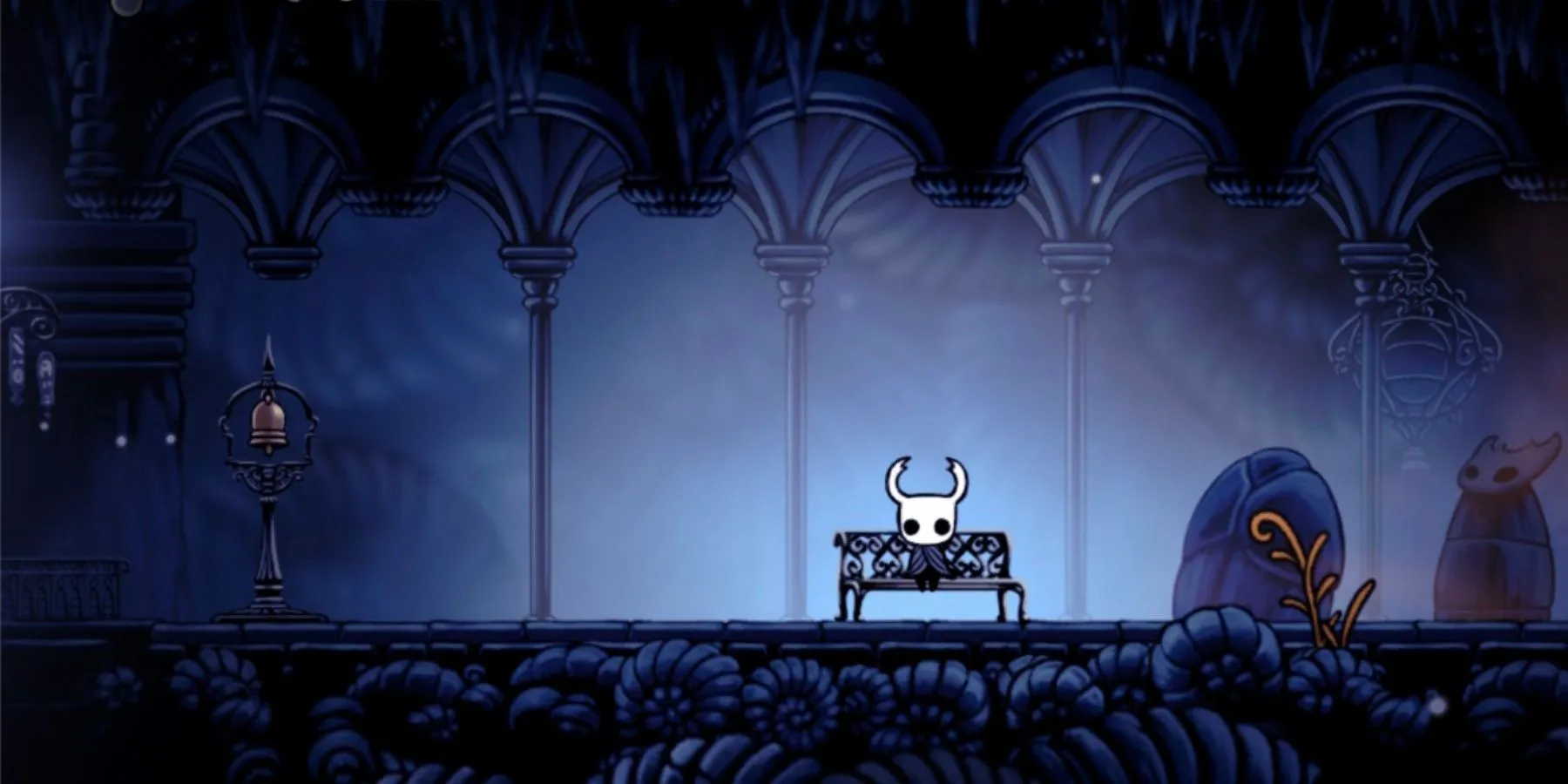 Băng ghế nghỉ gần trạm Stag trong Hollow Knight