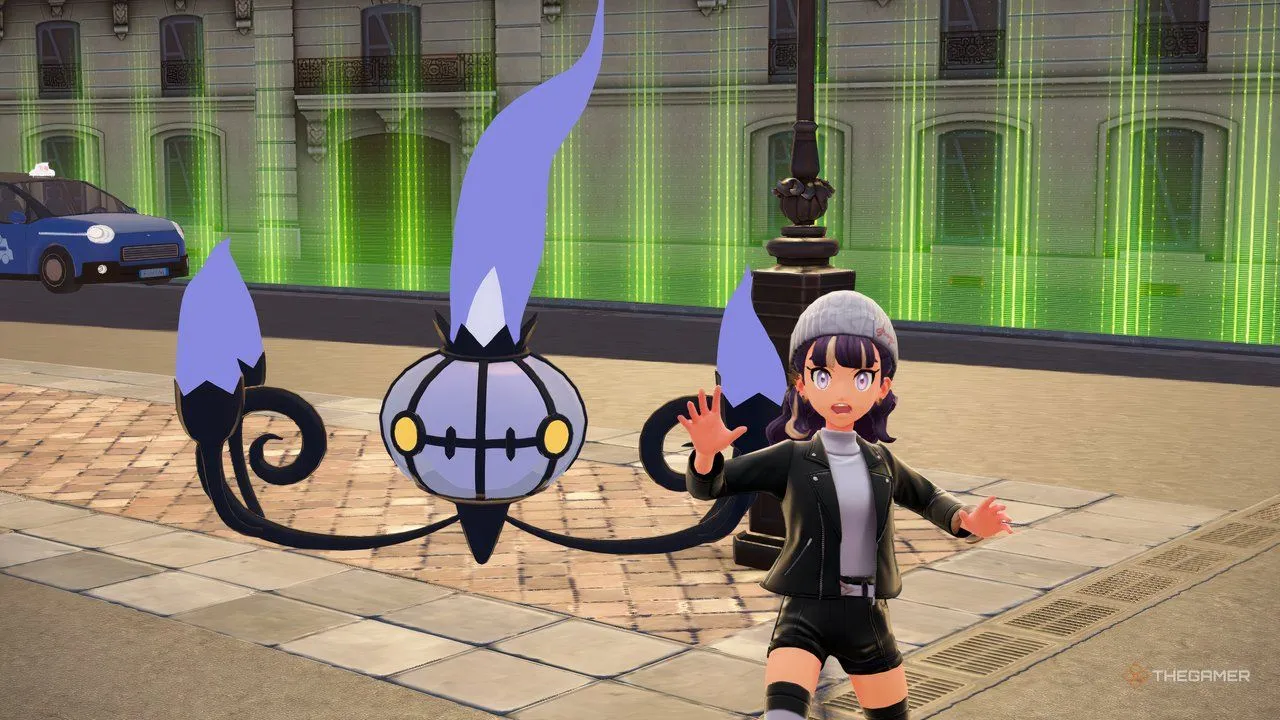 Huấn luyện viên cùng Chandelure, hình gợi ý TM hệ Fire và khu vực mái nhà